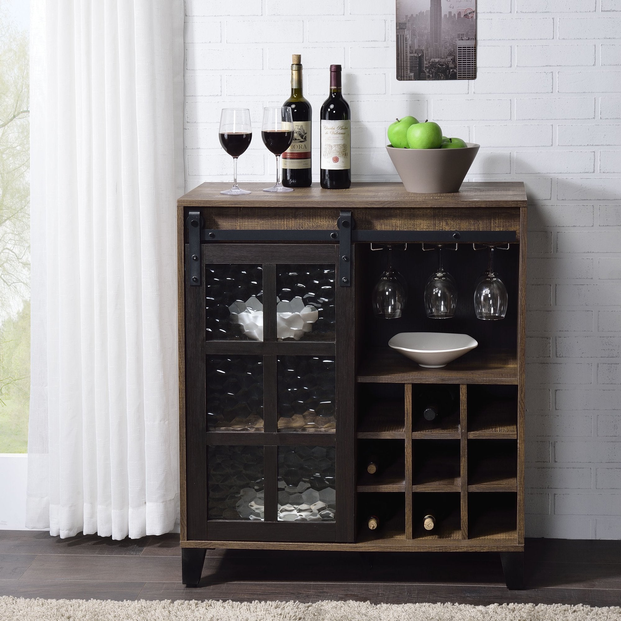 Low wine store cabinet