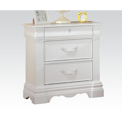 Estrella Nightstand